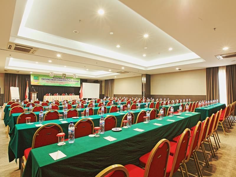 Metland Hotel בקאסי מראה חיצוני תמונה